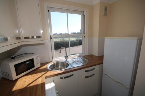 P1436 Kitchen b.JPG