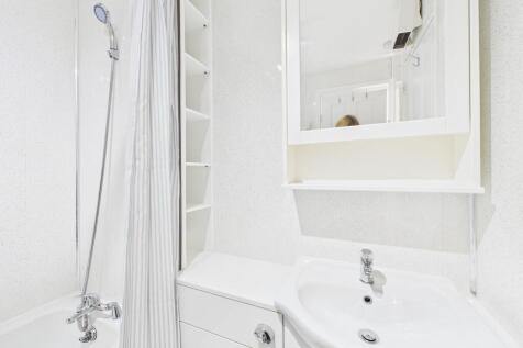 CAM05068G0-PR0050...