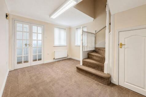 Petunia Way, Brandon photo 4