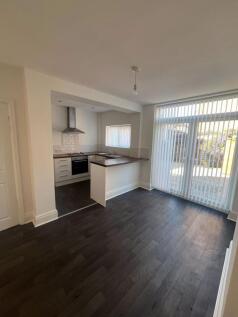 Brownlow Road, Wirral photo 4