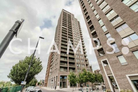 1 bed flat to rent Heartwood Boulevard, London W3