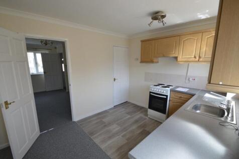 Foxdale Drive, Brierley Hill photo 5