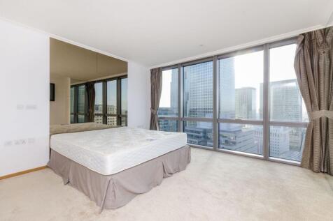 London, E14 - property photo