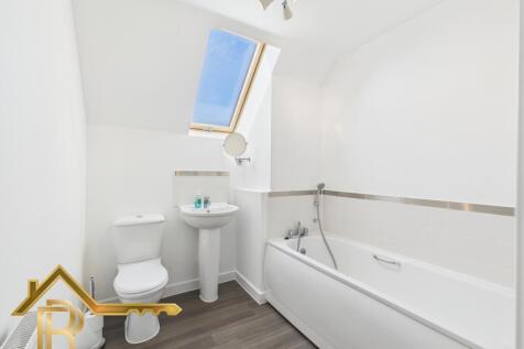 CAM03016G0-PR0031-STILL012