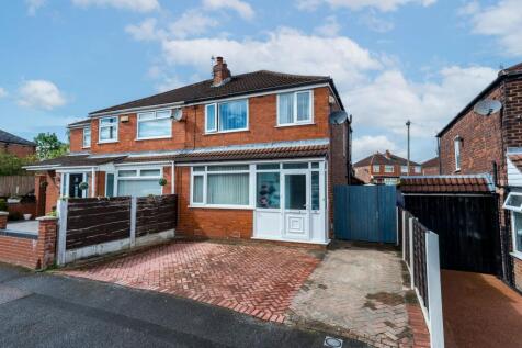 Driveway / House Front 1