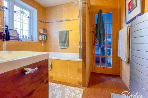 25 pine avenue bathr