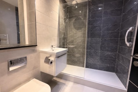 bathroom 18.png
