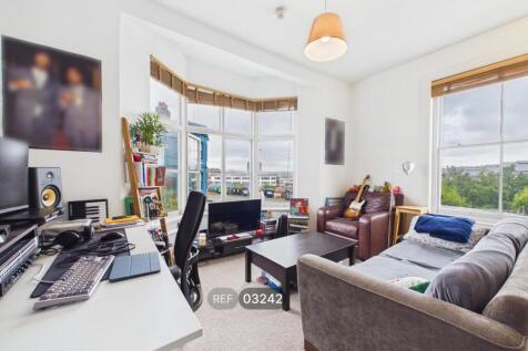 Kitchen/Living area