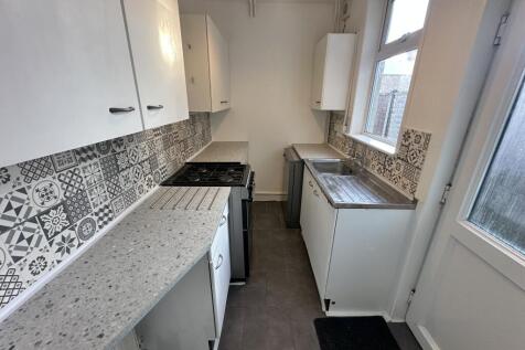 Glengate, Wigston, Leicester, LE18 4SP photo 4