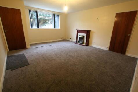 elmfieldgardens,27lounge.JPG