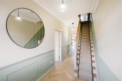 169 Peterborough Road furnished-52.jpg