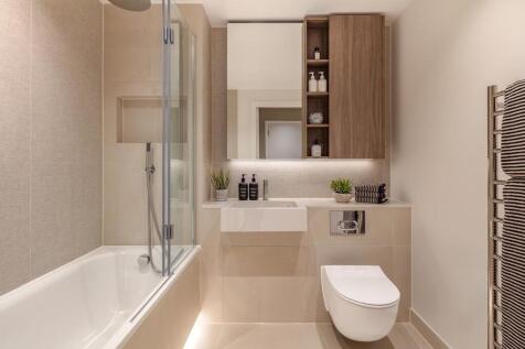 Main bathroom