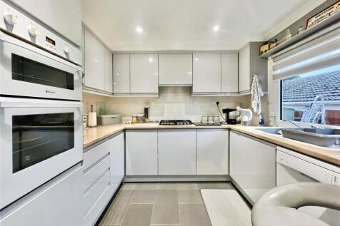 #yourmoveswanley