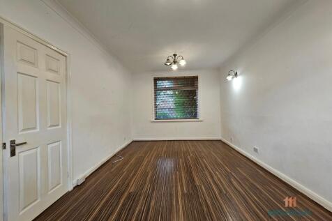 Clarence Avenue, Whitefield, Manchester photo 3