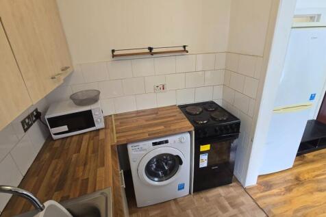 Dickenson Road, Manchester photo 5