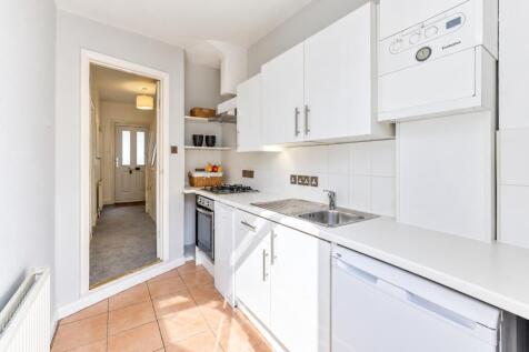 Cowper Avenue, Sutton photo 4