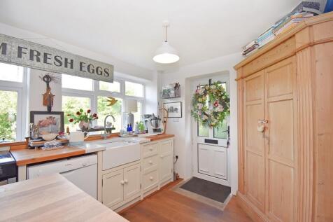 Kitchen / Breakfast Room