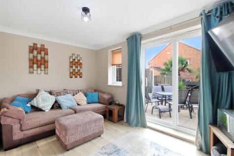 'L' Shaped Living Room