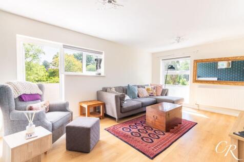 Sitting/Dining Room