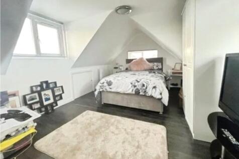 Chesterfield Road, Ashford, Surrey, TW15 photo 4