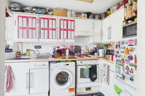 CAM01791G0-PR0165-STILL001