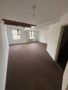 Bar Street, Batley, West Yorkshire, WF17 photo 4