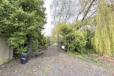 Clydesbank Driveway.JPG
