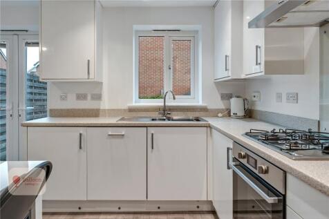 Long Down Avenue, Bristol, Gloucestershire, BS16 photo 3