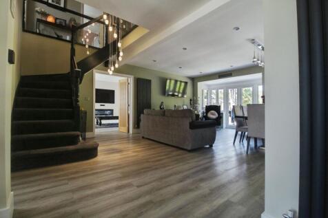 Family/Dining Room