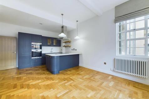 CAM05016G0-PR0009-ST