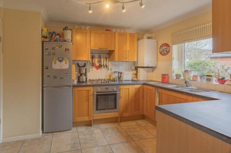 Ewemove Taunton - Castlemans Road (6) - Copy