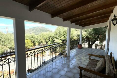 Covered veranda