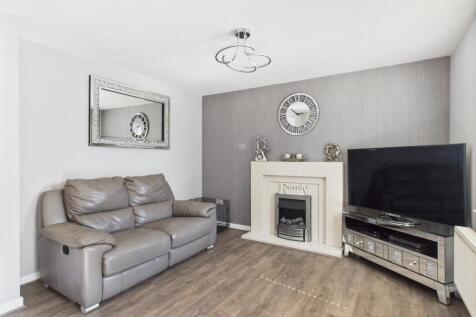 CAM03729G0-PR0041-STILL008