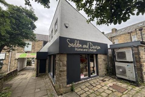 Retail Property (high street) to rent Image 4