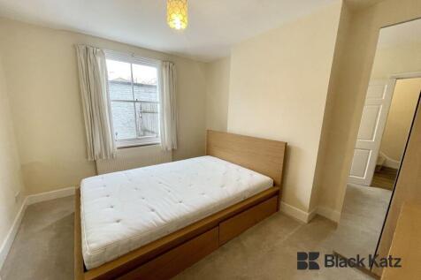 Henshaw Street, Elephant and Castle/Borough SE17 photo 3