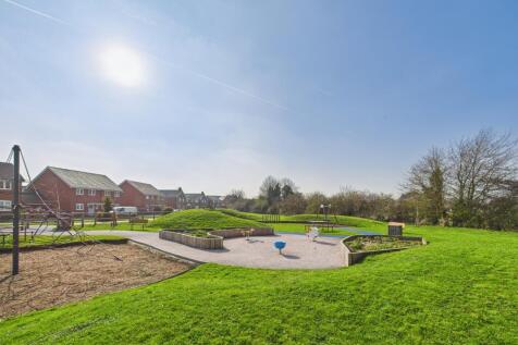 CAM01354G0-PR0468-STILL024