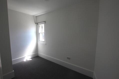 Bedroom 2.jpg