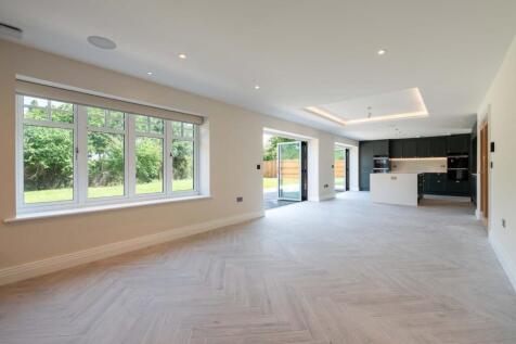 4 Bed