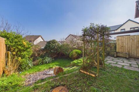 41 Meadowside Garden