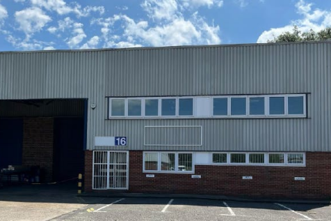 Unit 16, Stocklake Industrial Park