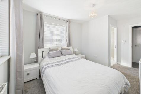 CAM02854G0-PR0359...