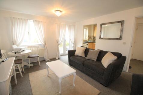 Loxley Close, Hucknall, NG15 photo 4
