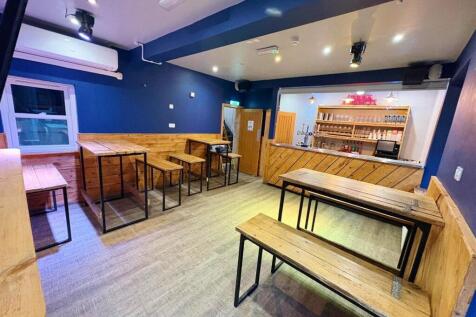 Commercial Property to rent Image 7