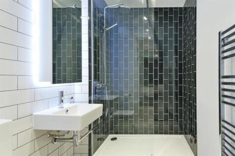 Fairwater House, Royal Wharf,  E16 photo 5
