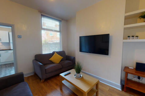 3-bed house on Langton Road, Liverpool, £1,924/mo