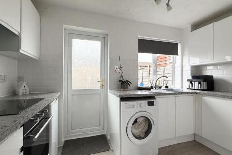 Plumpton Avenue, Hereford photo 3