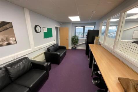Office to rent Image 4