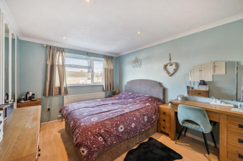 1374663-11-690b2b...