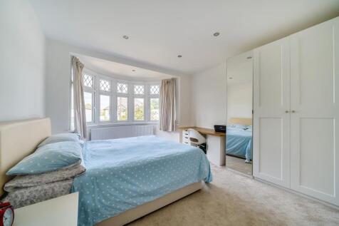 Surbiton, Surrey, KT5 photo 4