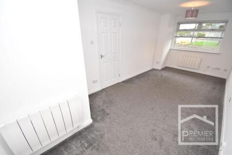 London Street, Larkhall photo 3